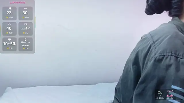 yourcuteneighbourr online show from 13, 11, 2025