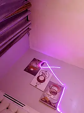 Snapshot of C-yoyo chatting on 17, 11, 2025 C-yoyo online show from 17, 11, 2025