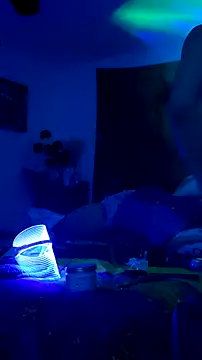 gurlnips online show from 7, 2, 2026