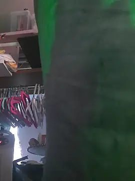 gurlnips online show from 8, 1, 2026