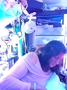 gurlnips online show from 14, 3, 2026