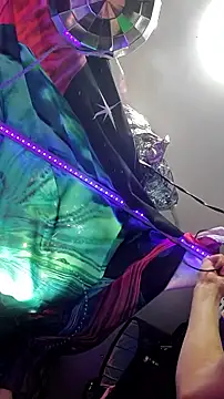 gurlnips online show from 27, 3, 2026