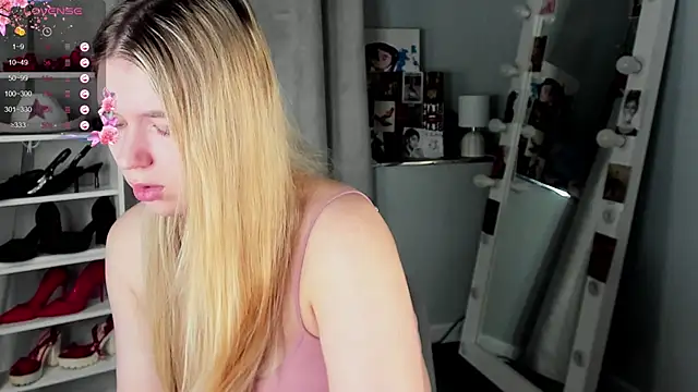 Rebecca Kelly online show from 5, 2, 2026