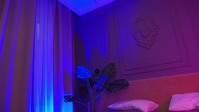 Liv Fay online show from 9, 10, 2025