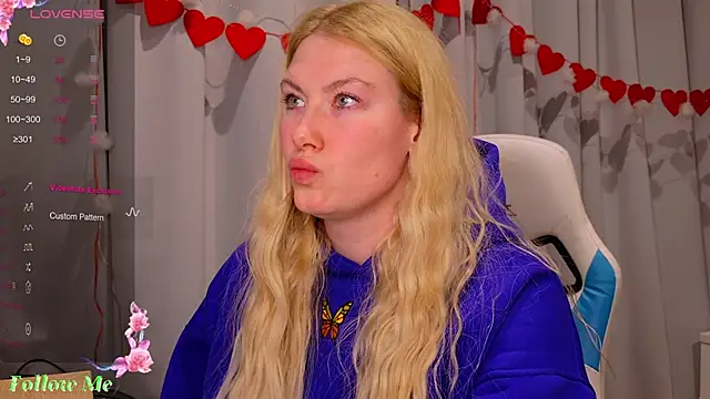 Liv Fay online show from 6, 2, 2025