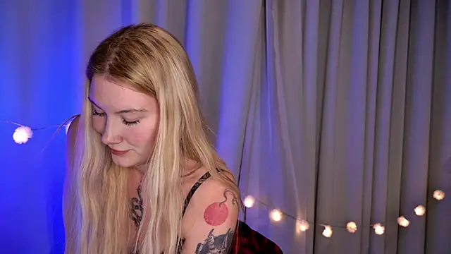 Liv Fay online show from 19, 2, 2025