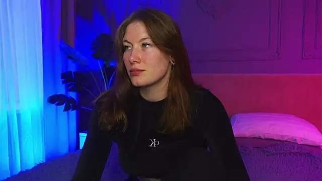 Liv Fay online show from 20, 9, 2025