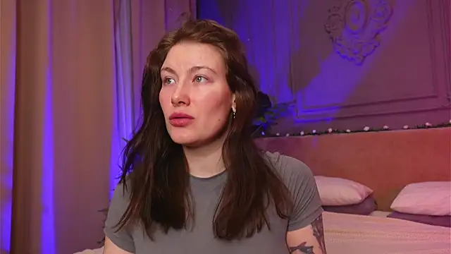 Liv Fay online show from 20, 12, 2025