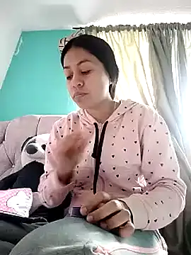 Tiphanydirty3 online show from 10, 3, 2025