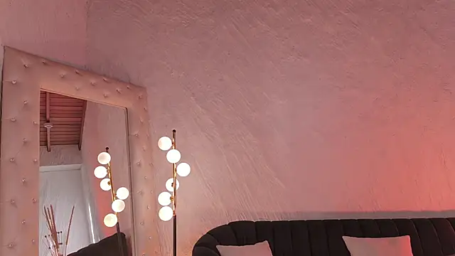 CelestePalmer  online show from 15, 5, 2026