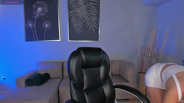 CelestePalmer  online show from 2, 3, 2025