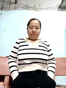 Queen 18200 online show from 10, 1, 2026