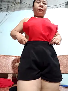 Queen 18200 online show from 12, 4, 2026