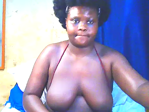 Snapshot of elukh4499 chatting on 18, 7, 2026 elukh4499 online show from 18, 7, 2026