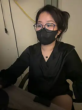 Jenni nana online show from 5, 12, 2024