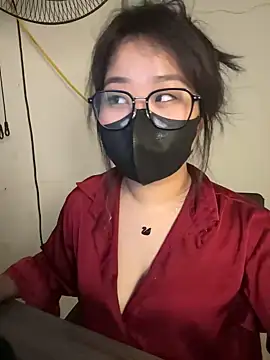 Jenni nana online show from 4, 12, 2024