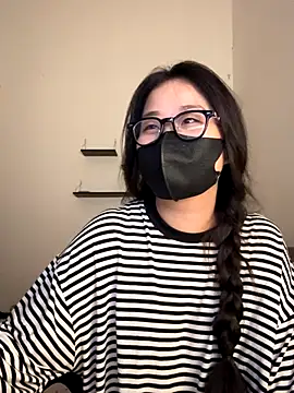 Jenni nana online show from 6, 10, 2025