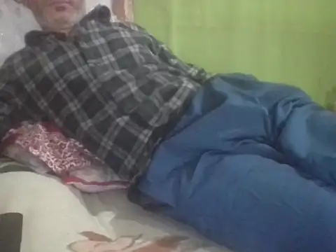 Bangingchick online show from 2, 3, 2026