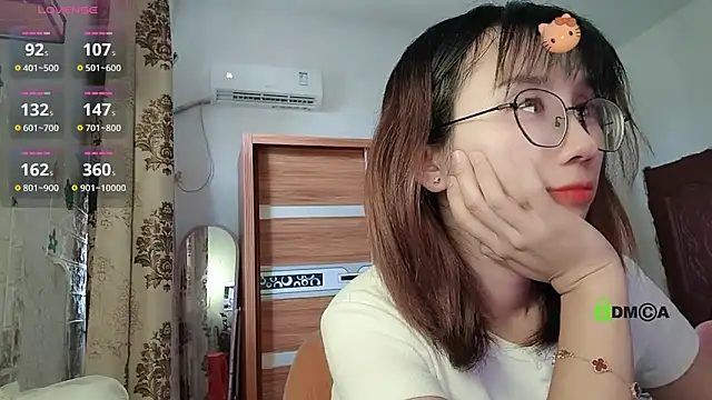 Lili 666 online show from 9, 10, 2025