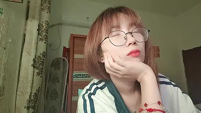 Snapshot of Lili_666 chatting on 18, 5, 2026 Lili 666 online show from 18, 5, 2026