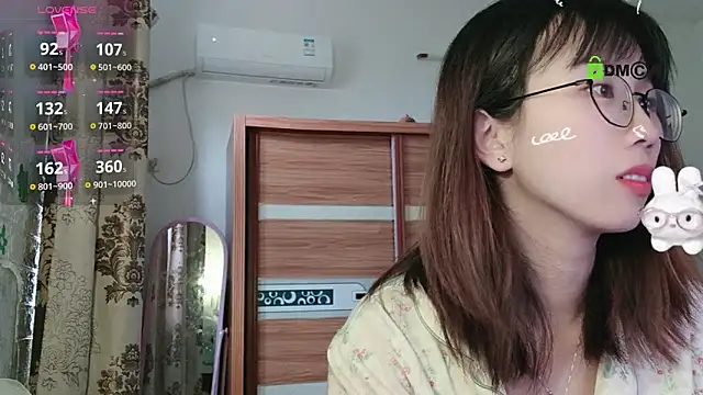 Lili 666 online show from 5, 11, 2025