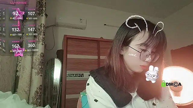 Lili 666 online show from 5, 1, 2026