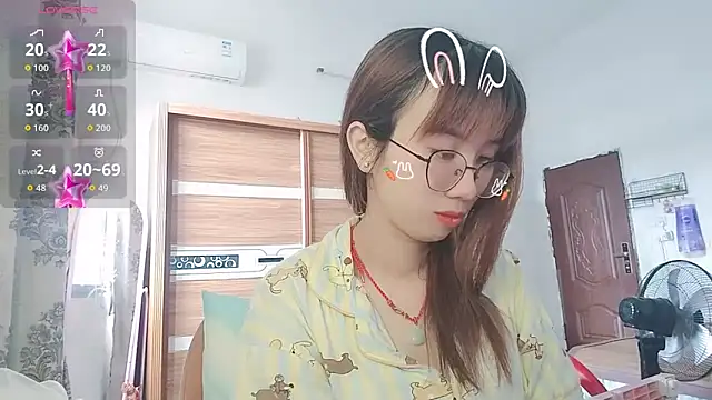 Lili 666 online show from 15, 6, 2026