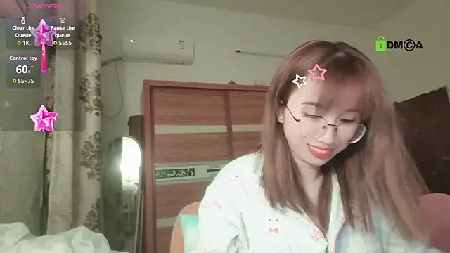 Lili 666 online show from 7, 2, 2026