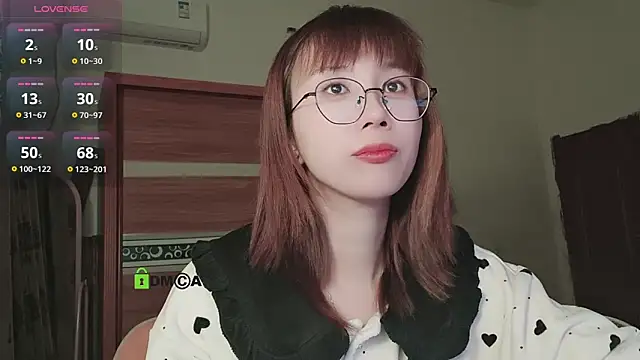Lili 666 online show from 5, 3, 2025