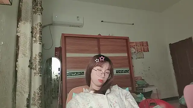 Snapshot of Lili_666 chatting on 30, 4, 2026 Lili 666 online show from 30, 4, 2026
