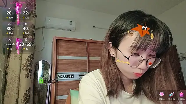 Lili 666 online show from 9, 11, 2025