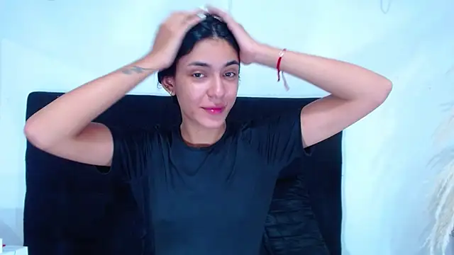 Snapshot of srta_luciana chatting on 19, 6, 2026 srta luciana online show from 19, 6, 2026