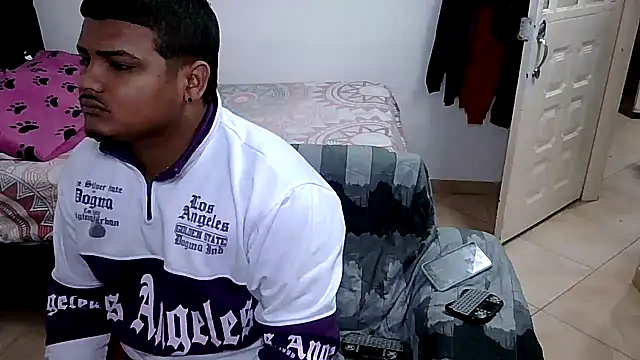 Boycuriousxxx online show from 6, 2, 2026