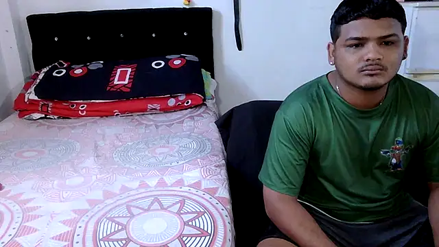 Boycuriousxxx online show from 4, 4, 2026