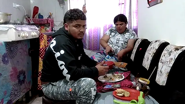 Boycuriousxxx online show from 18, 4, 2026