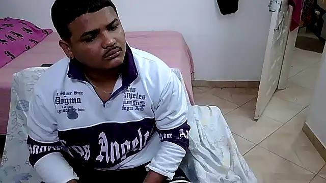 Boycuriousxxx online show from 1, 2, 2026