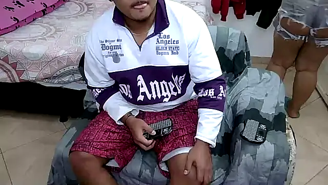 Boycuriousxxx online show from 7, 2, 2026