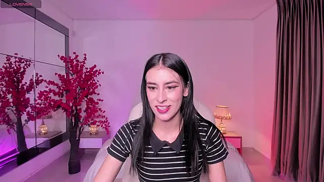 Snapshot of karlaa_james chatting on 10, 5, 2026 karlaa james online show from 10, 5, 2026