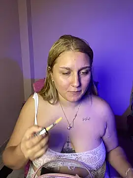 saray gomez22 online show from 14, 4, 2026