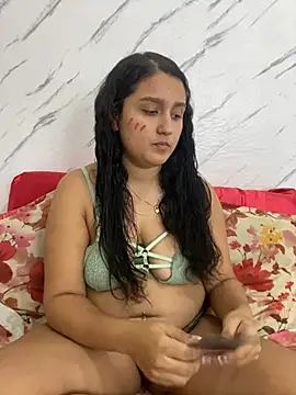 Snapshot of saray_gomez22 chatting on 18, 3, 2025 saray gomez22 online show from 18, 3, 2025