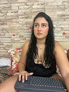 Snapshot of saray_gomez22 chatting on 21, 2, 2025 saray gomez22 online show from 21, 2, 2025