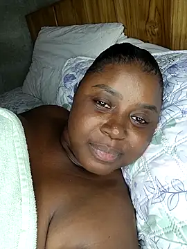 Snapshot of Chleo__ chatting on 14, 11, 2025 Chleo online show from 14, 11, 2025