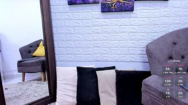 Miranda doll  online show from 22, 4, 2026
