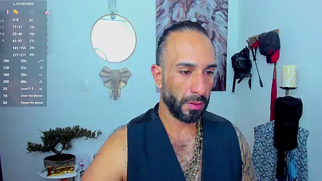 mr maik online show from 14, 1, 2025