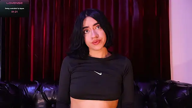 KasiaNoir  online show from 15, 4, 2026