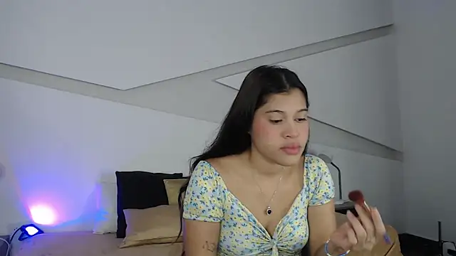 Snapshot of nami_hot04 chatting on 2, 3, 2025 nami hot04 online show from 2, 3, 2025