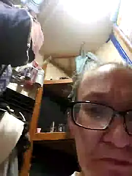 ILUV2TUCHMYKITTY online show from 21, 2, 2026