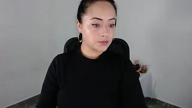 jjulietha95 online show from 11, 7, 2026