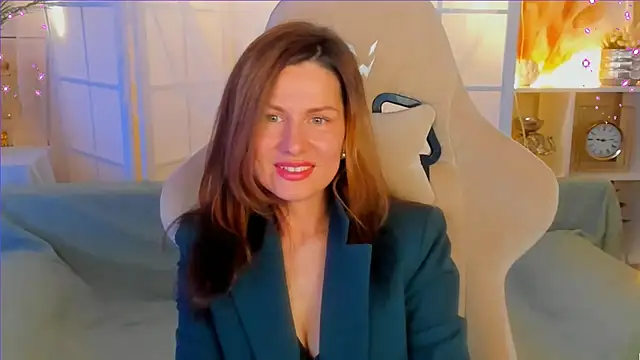 April o Nill online show from 7, 12, 2024