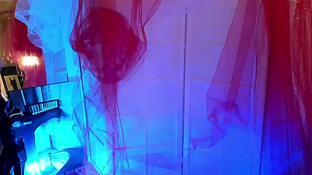 Snapshot of April_o_Nill chatting on 29, 11, 2025 April o Nill online show from 29, 11, 2025